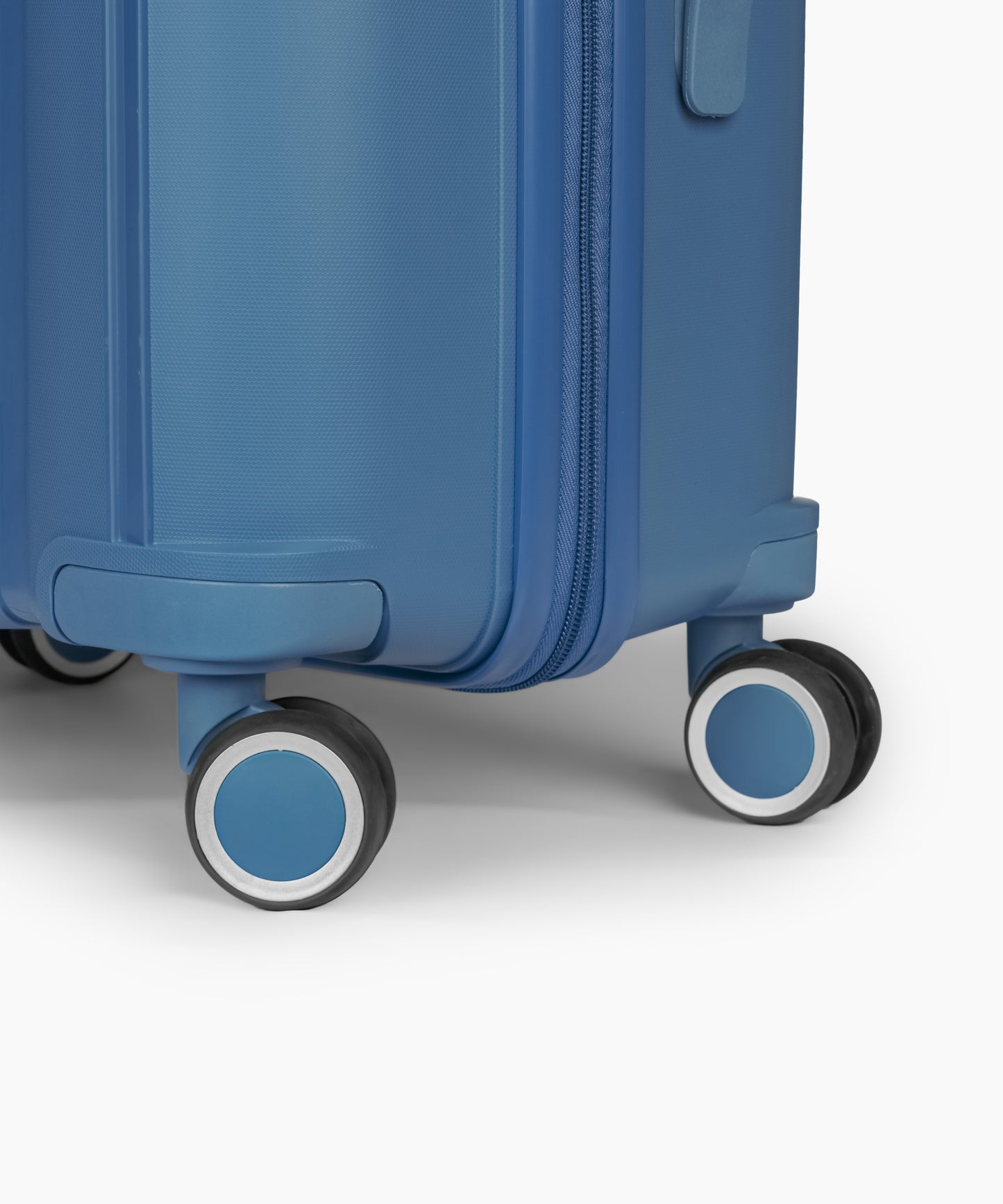 Sky Line Size 20 Inch Blue